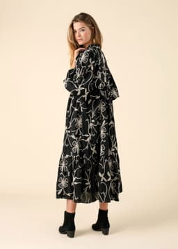 CORNELIA EMB FLOWER DRESS - Black