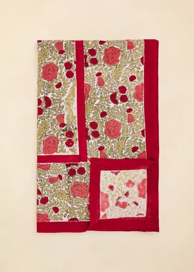 Viny Blommig handtryckt duk 150x250 cm - Rød 3 - Indiska