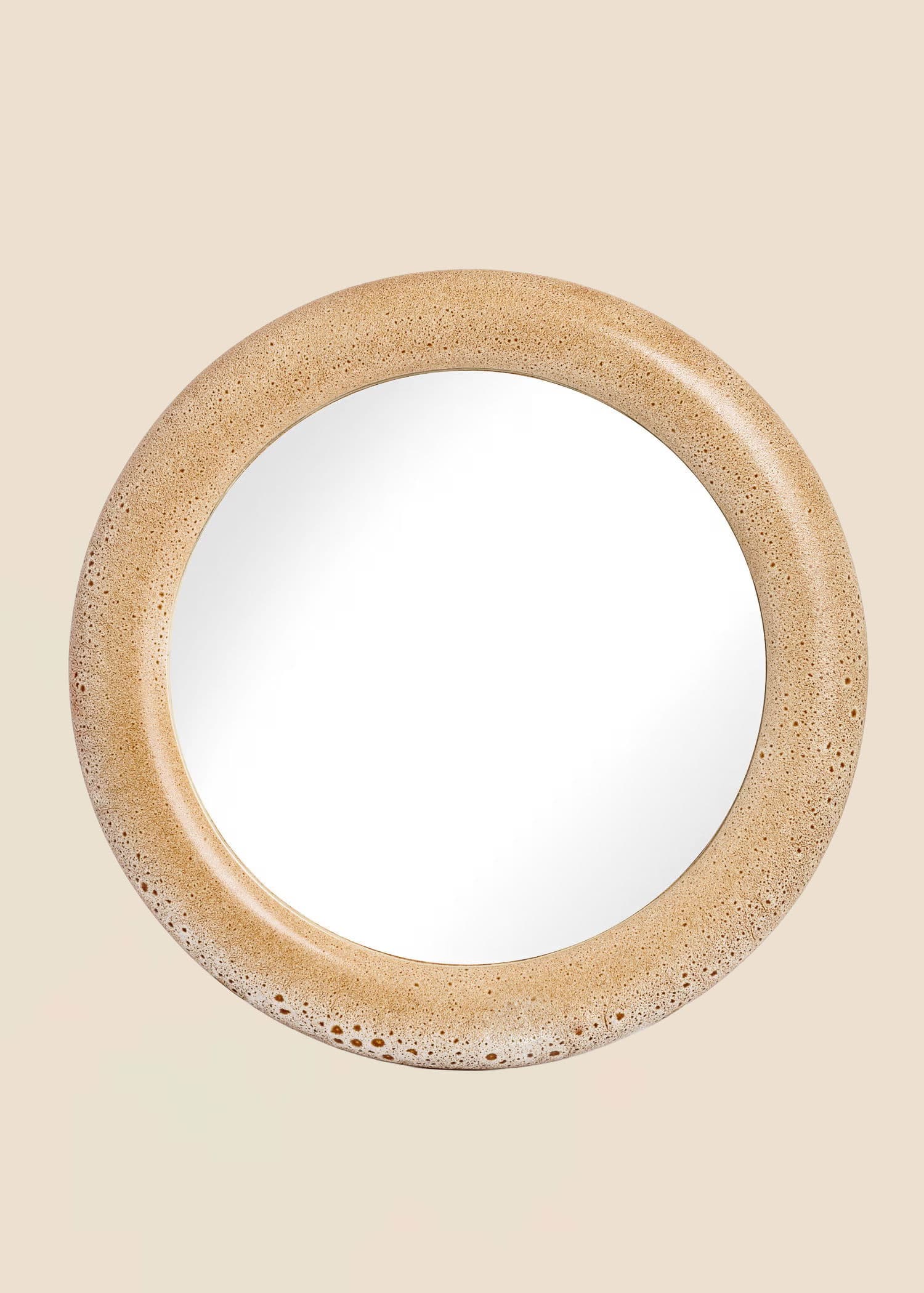 LEVI Spegel med ram i stengods - Beige 1 - Indiska