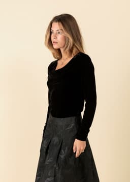 SABINE VELOUR TOP - Black