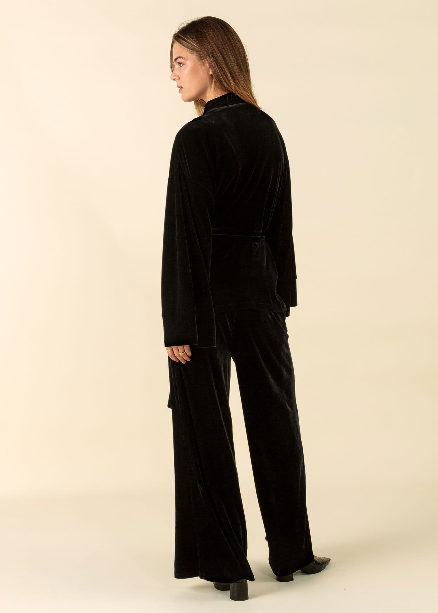 DAYNA Myke velourbukser - Svart 2 - Indiska