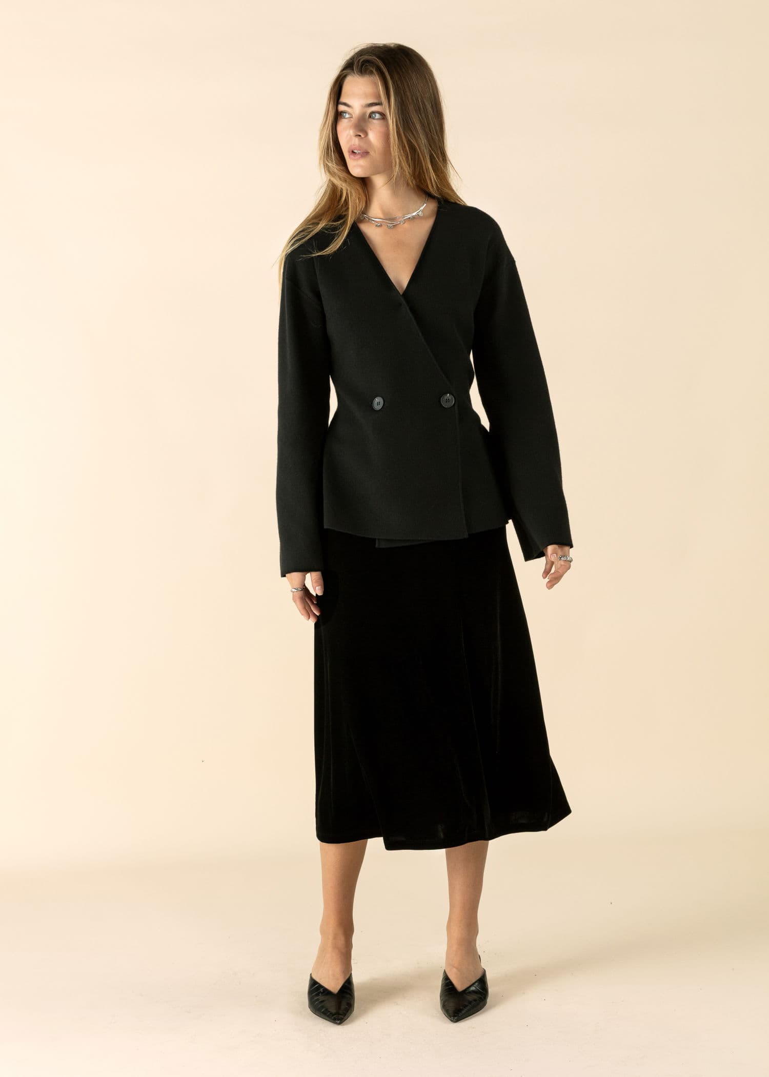 NELLIE Skjørt i velur - Svart 3 - Indiska