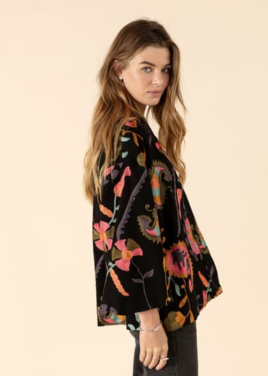 VIVI Broderad kimonojacka - Svart 3 - Indiska