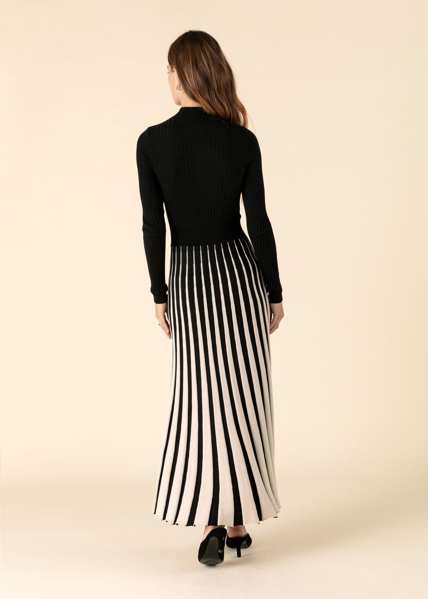 DILARA Mekko - Musta 3 - Indiska