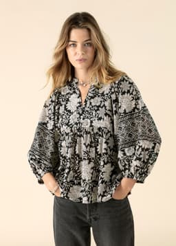 CORNELIA BLOUSE - BLACK AOP