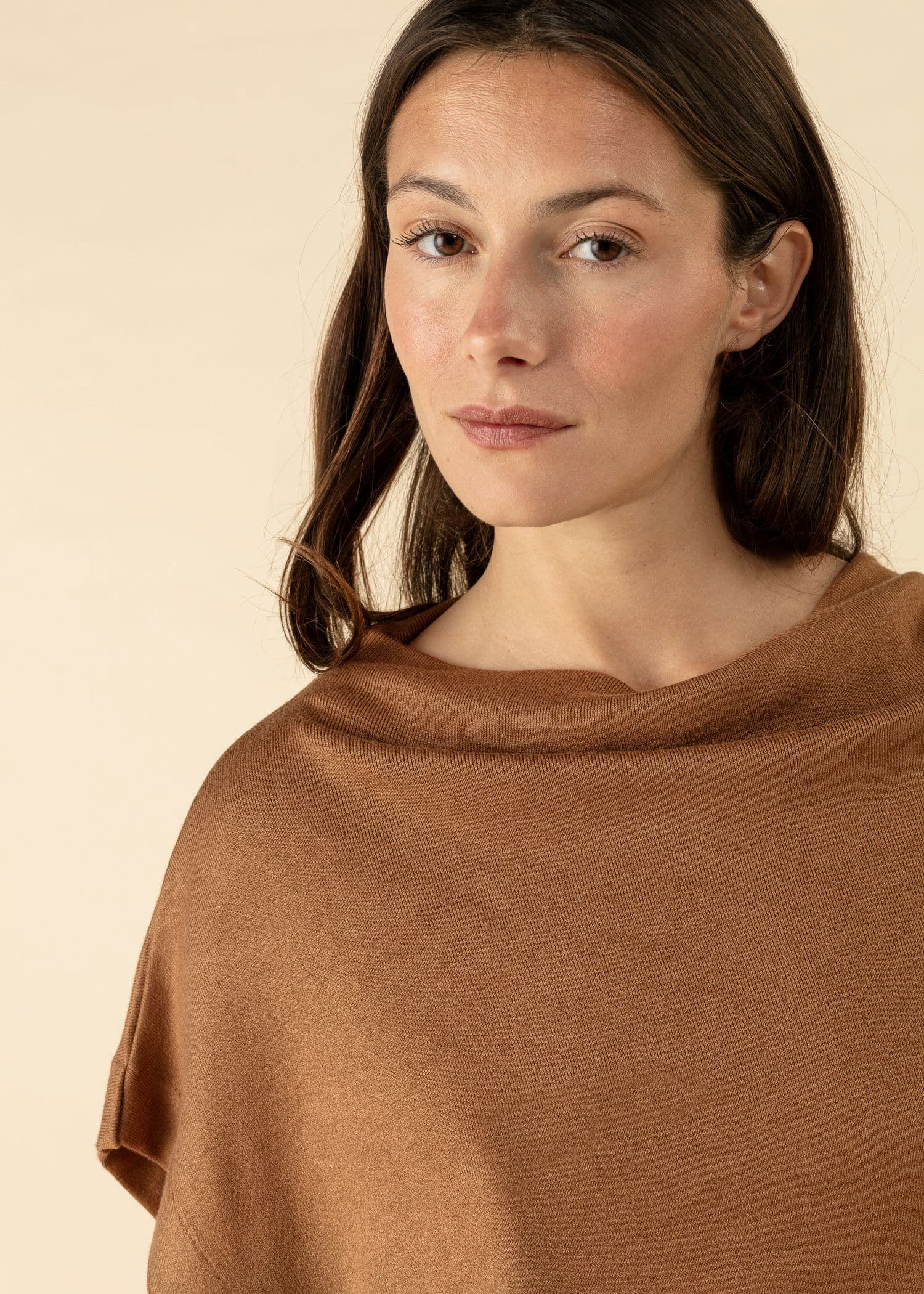 SOFIA Strikket topp - Brun 1 - Indiska