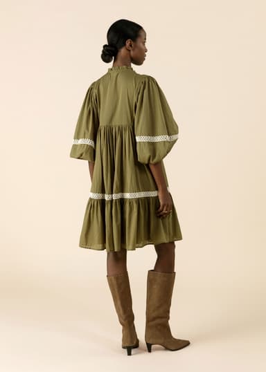 CORNELIA Broderad tunika med puffärm - Grön 4 - Indiska