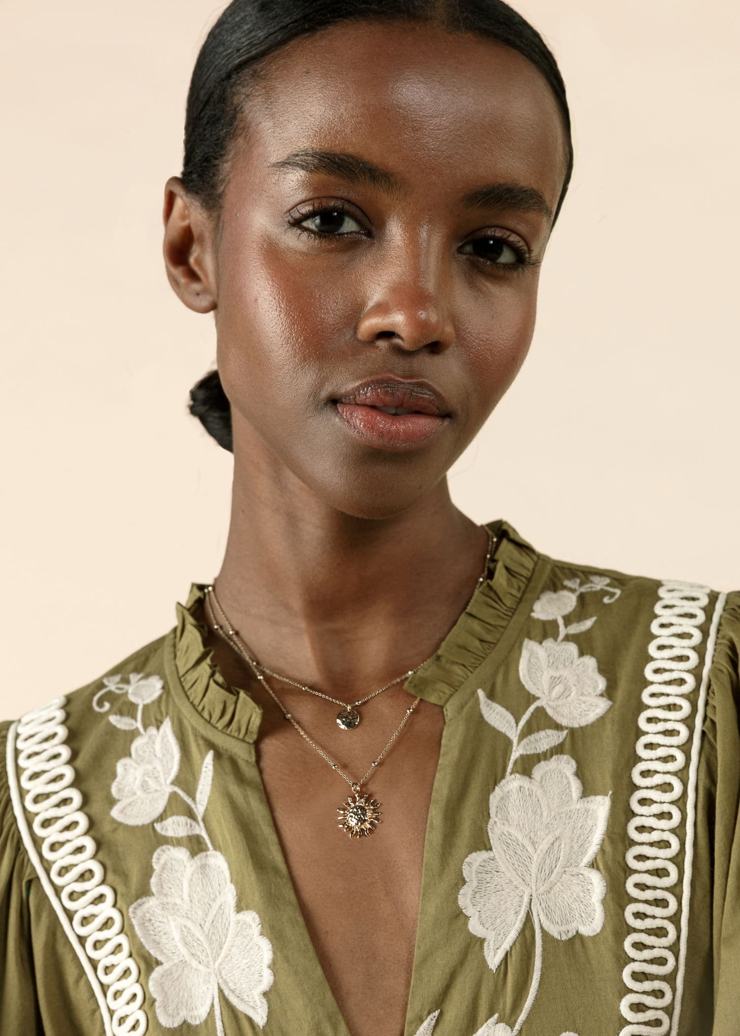 SUN Aurinkokaulakoru - Kulta 2 - Indiska