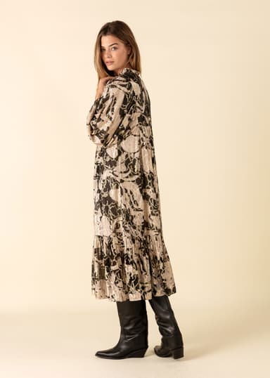 NINA Glittrig klänning med puffärm  - Svart 2 - Indiska