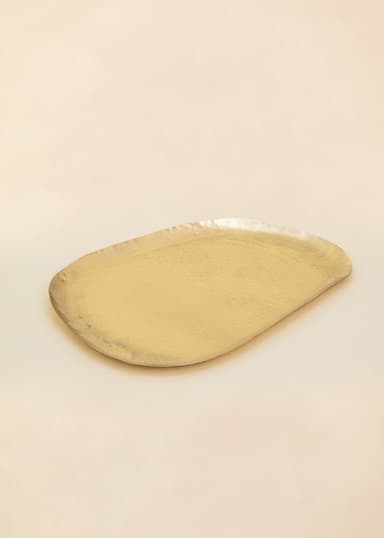 OVAL Käsin valmistettu messinkitarjotin - Kulta 1 - Indiska