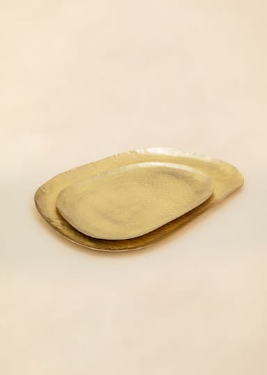 OVAL Käsin valmistettu messinkitarjotin - Kulta 3 - Indiska