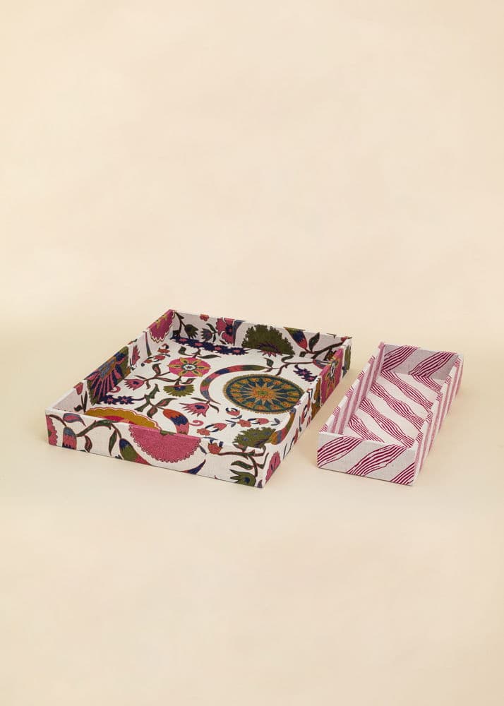 AKIRA Raidallinen puuvilla- ja pellavatarjotin - Valkoinen 3 - Indiska