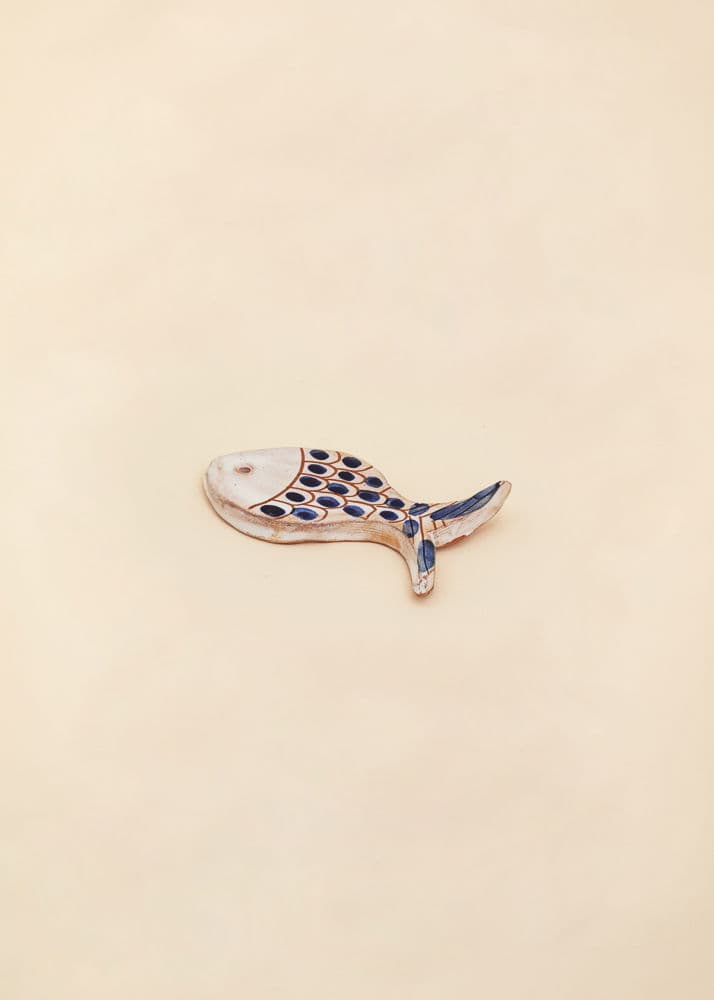 KILIIM Kivitavarasta valmistettu käsinmaalattu kalakoriste - Sininen 2 - Indiska