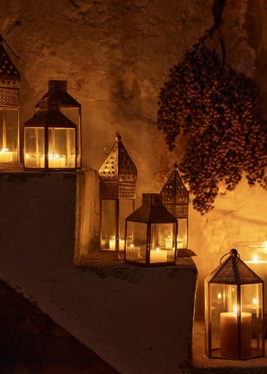 KORA Liten stearinlyslykt i messing - Gull 2 - Indiska