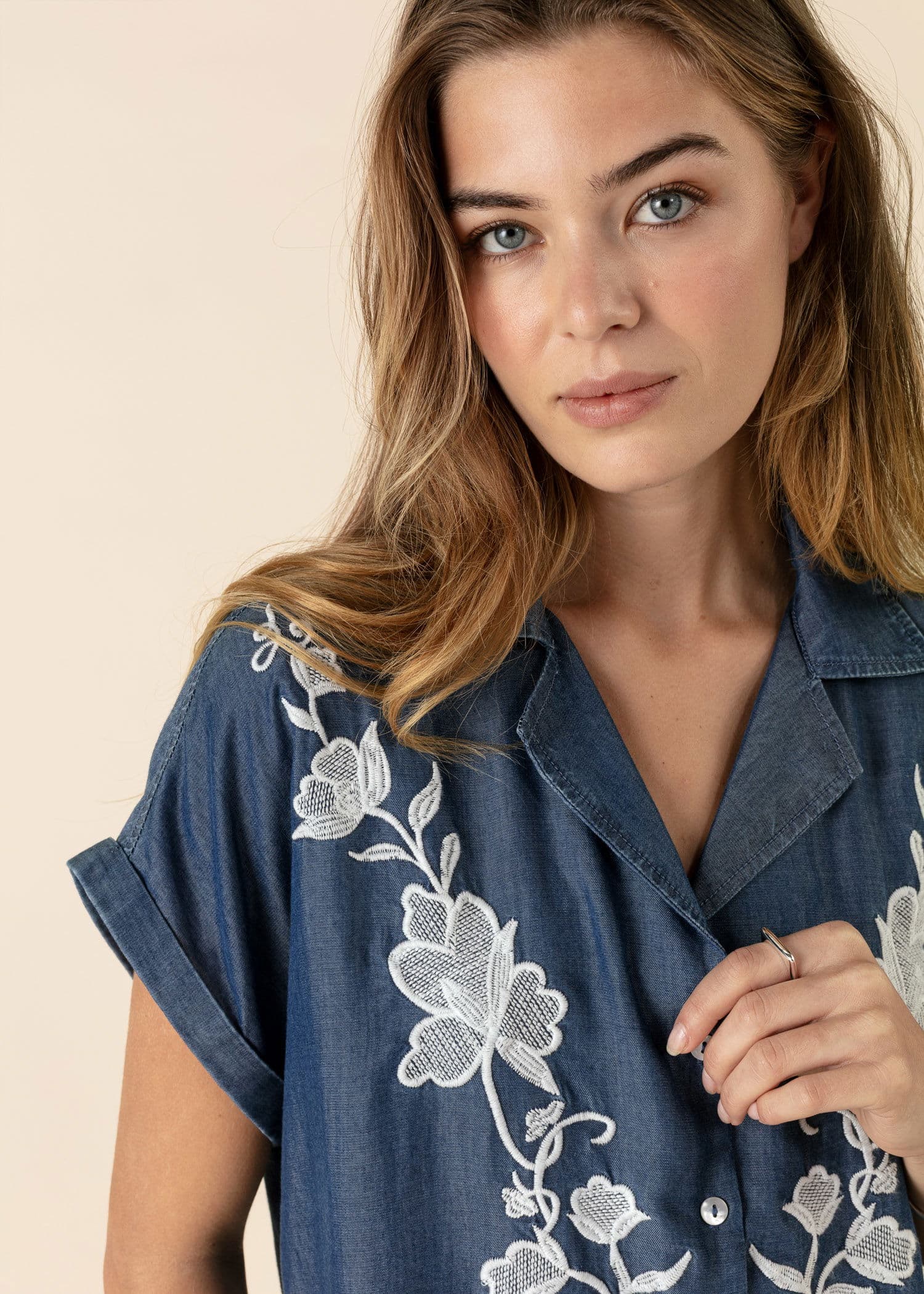 SWEETIE Kirjailtu pusero - Sininen 1 - Indiska