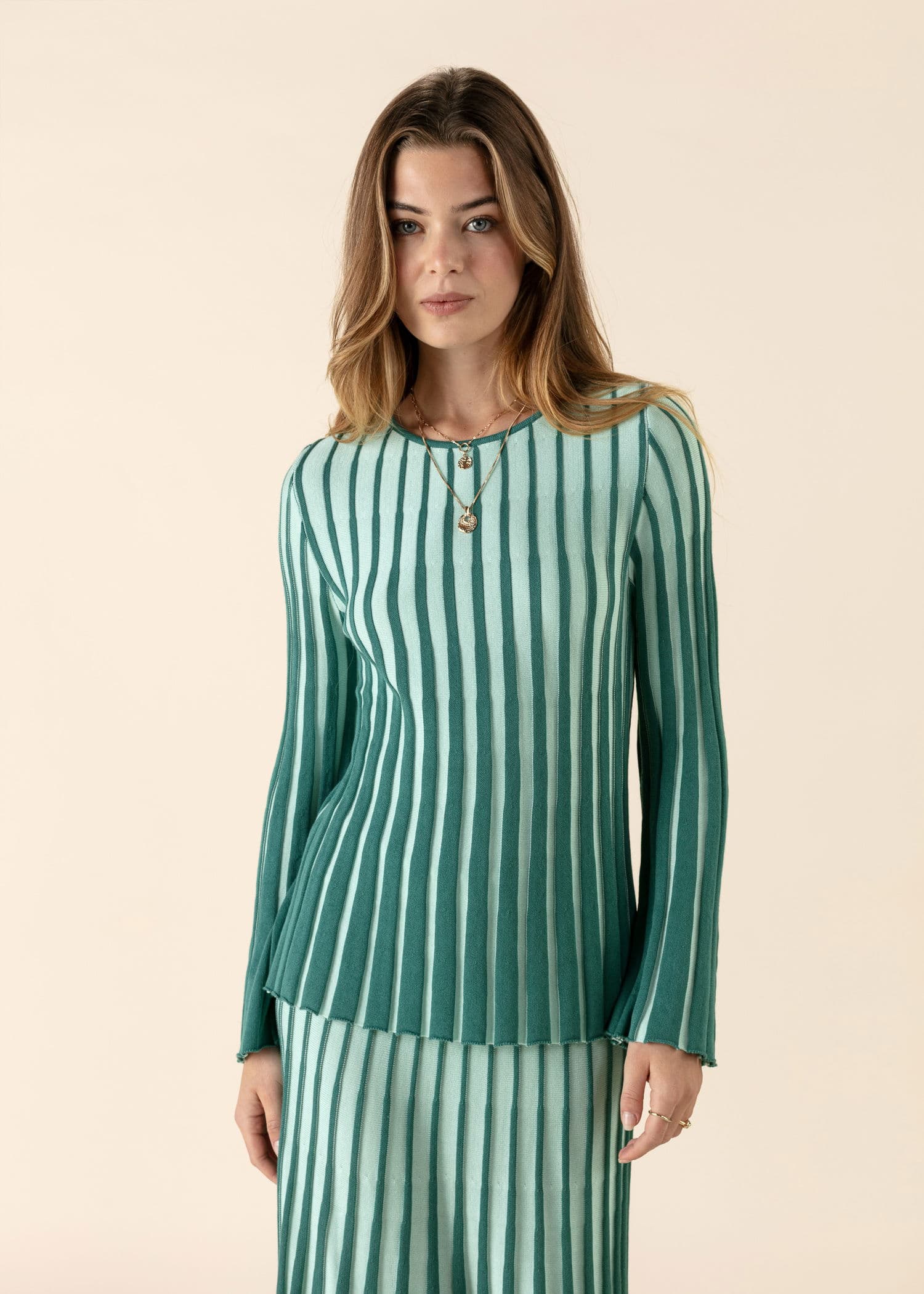 ELLE Pitkä joustinneuleyläosa - Vihreä 1 - Indiska