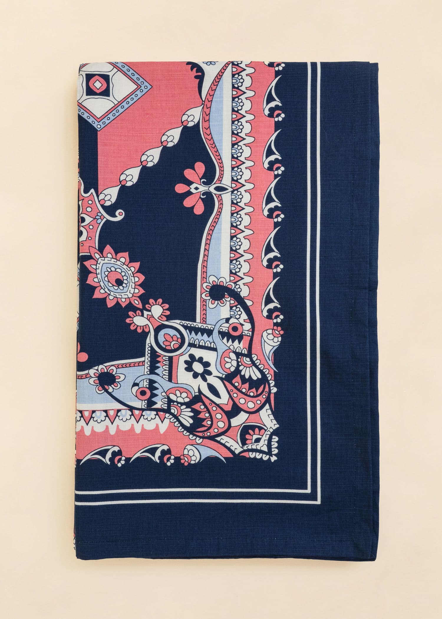 Tara Puuvillapöytäliina 150x250 cm - Vaaleanpunainen 4 - Indiska