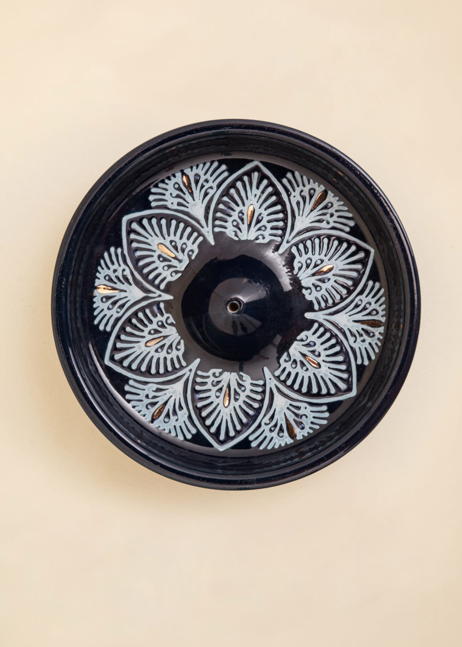 SONA Käsin maalattu suitsukkeenpidike - Sininen 2 - Indiska