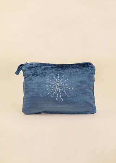 Velvet Kirjailtu samettipussukka  - Sininen 1 - Indiska