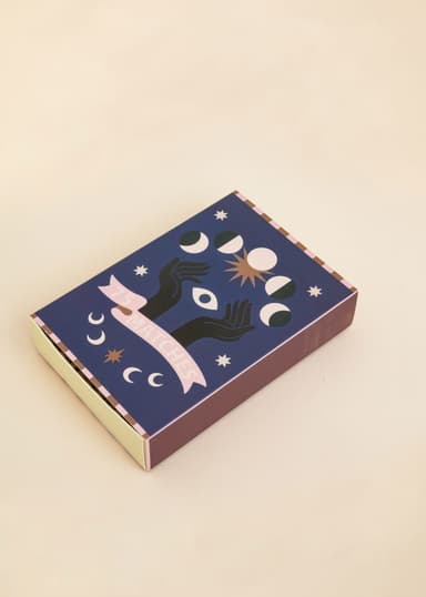 75 Dekorativ tändsticksask med långa tändstickor - Multi 2 - Indiska