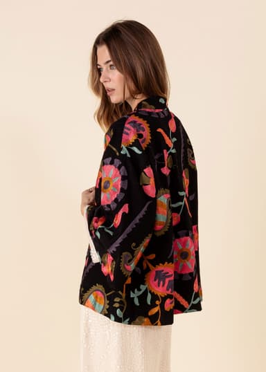 VIVI Broderad kimonojacka - Svart 2 - Indiska