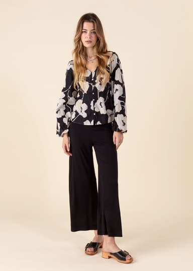 LILLEMOR Korkeavyötäröiset vajaamittaiset housut - Musta 1 - Indiska