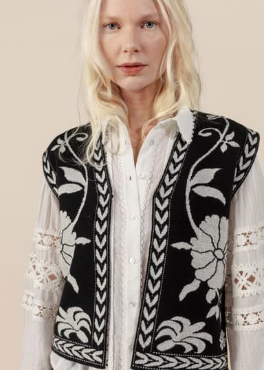 FLORA Jacquardstrikket vest - Svart 1 - Indiska