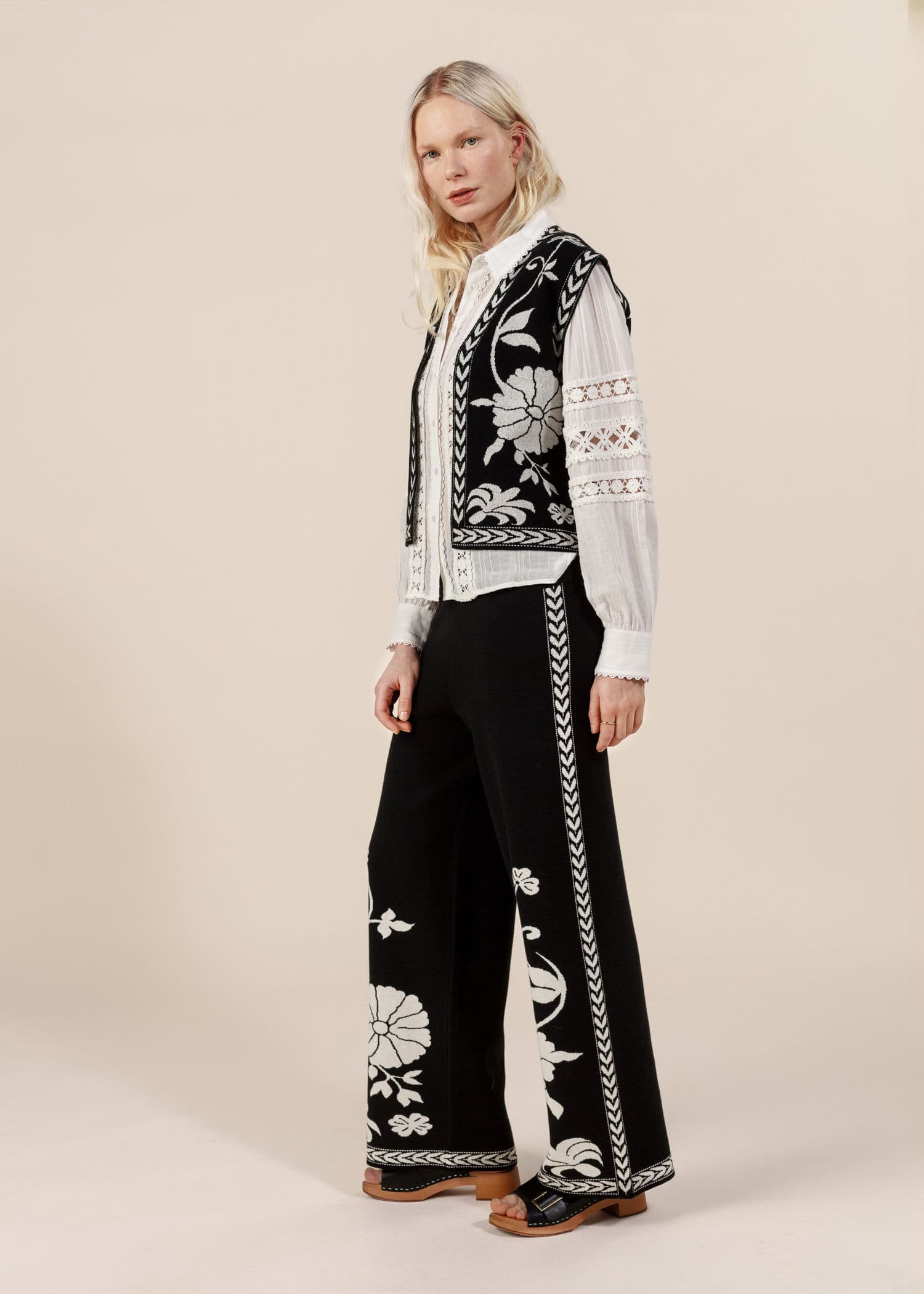 FLORA Jacquardstrikkede bukser - Svart 3 - Indiska