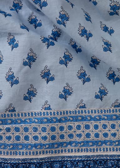 DEWAN Lang butti-mønstret kjole - Blå 7 - Indiska