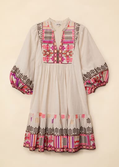 CELINE Kort brodert kjole - Rosa 5 - Indiska