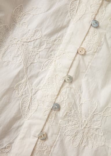 ATHINA Brodert skjorte - Hvit 2 - Indiska