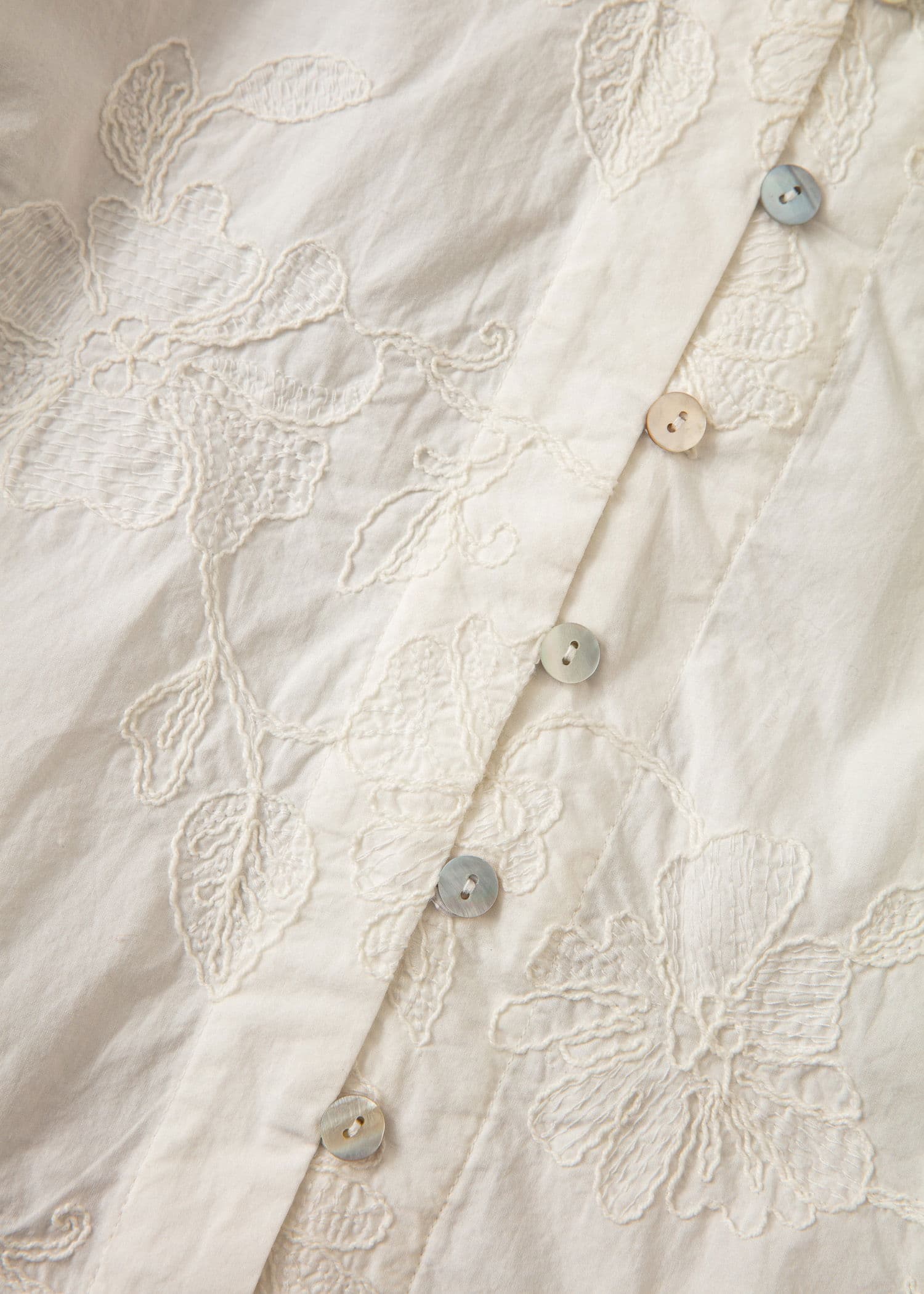 ATHINA Brodert skjorte - Hvit 2 - Indiska