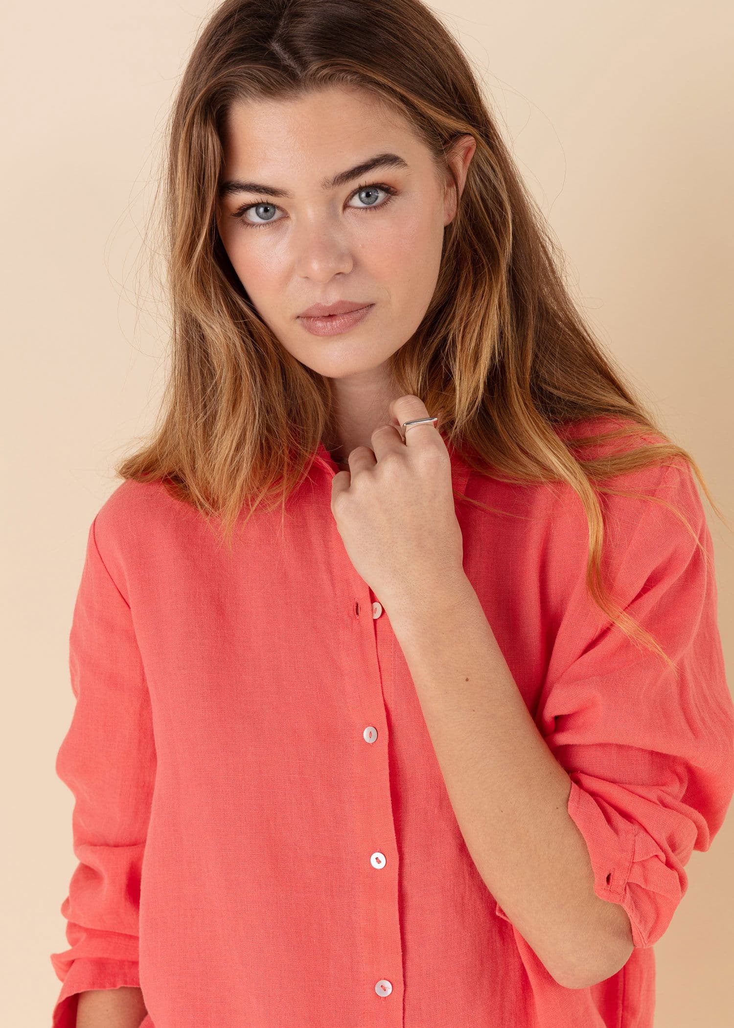 DIANA Rød linskjorte - Rød 2 - Indiska