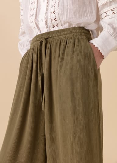 ELSIE Khakifärgade vida byxor med knyt - Grön 6 - Indiska