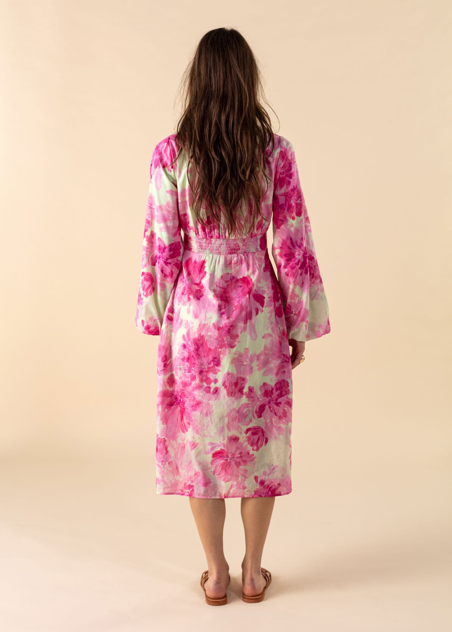 REGINA Blomstret lang kjole - Rosa 4 - Indiska