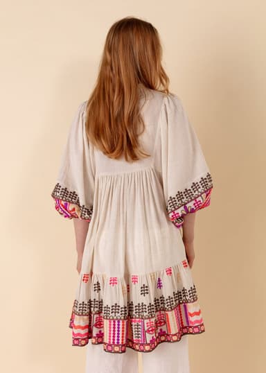 CELINE Kort brodert kjole - Rosa 4 - Indiska