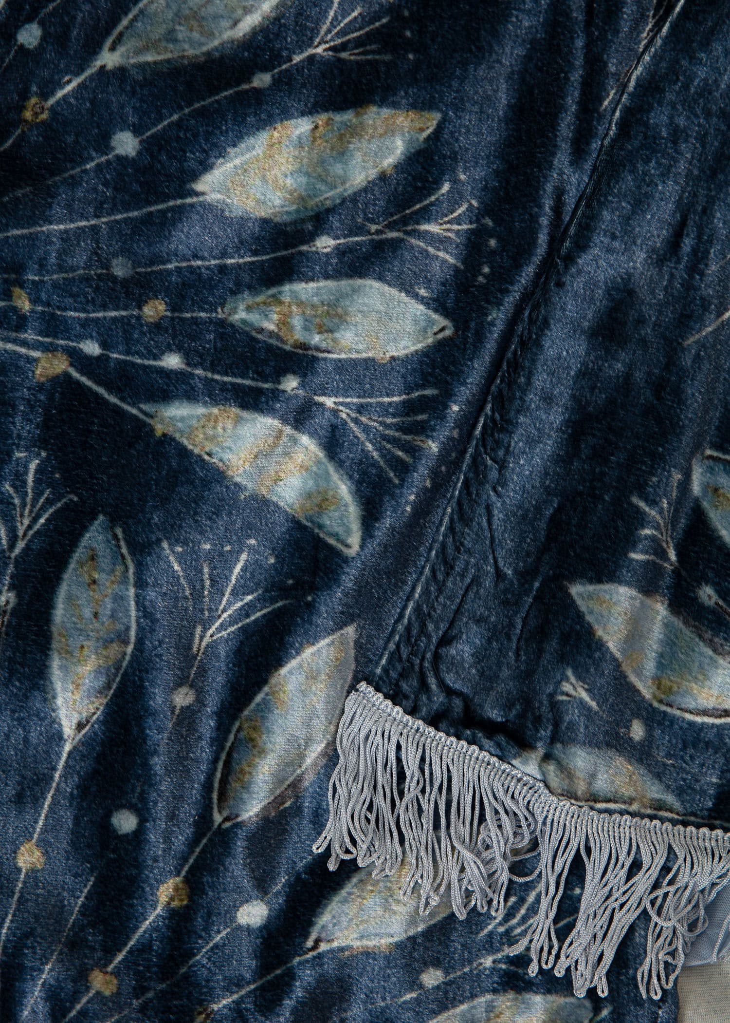 Velvet Lang mønstret kimono i velour - Blå 2 - Indiska