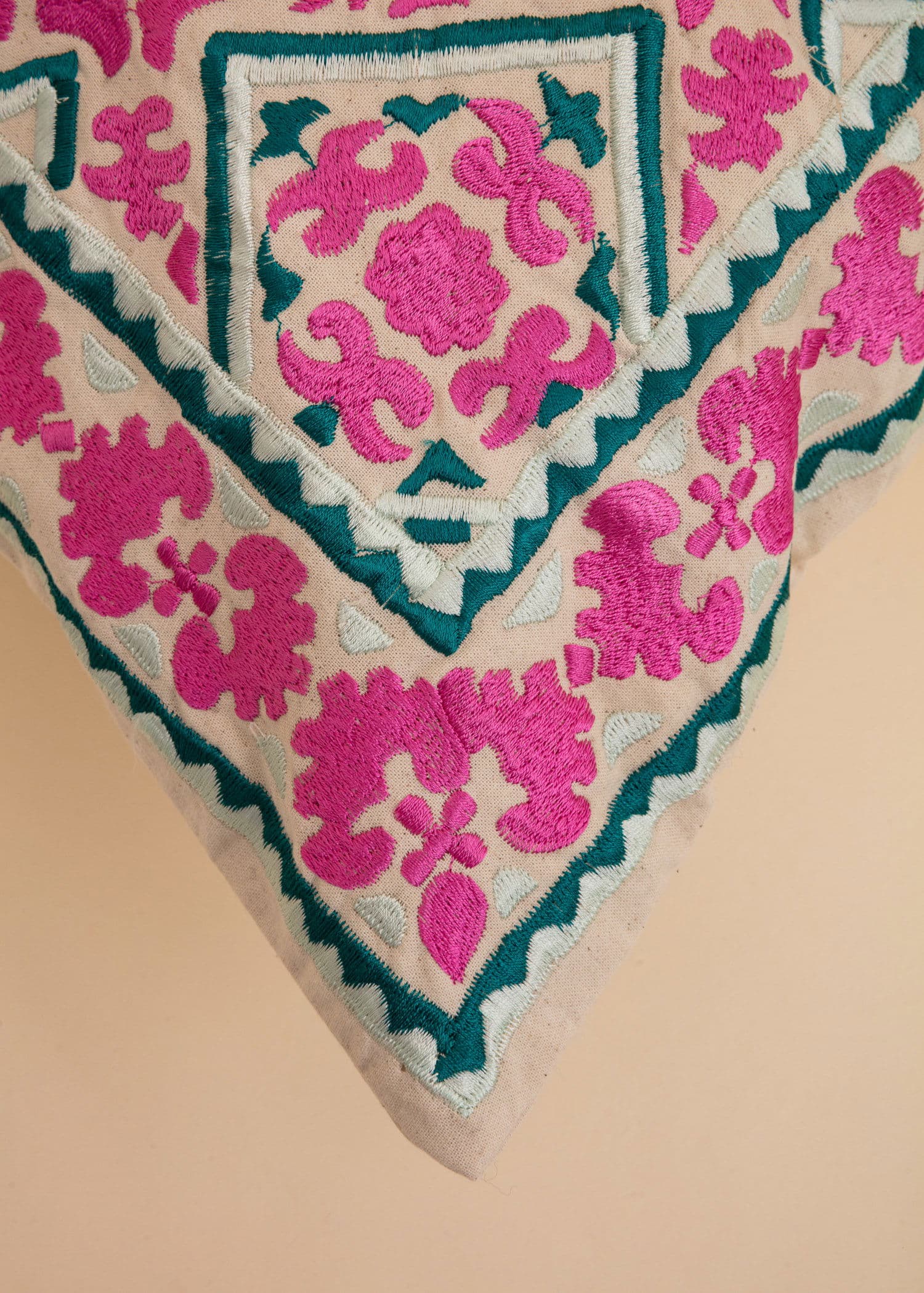 Rosa Rosa brodert putetrekk - Rosa 4 - Indiska