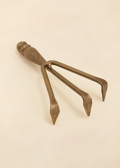 GARDENING Trädgårdskratta med mässingsfinish - Guld 2 - Indiska