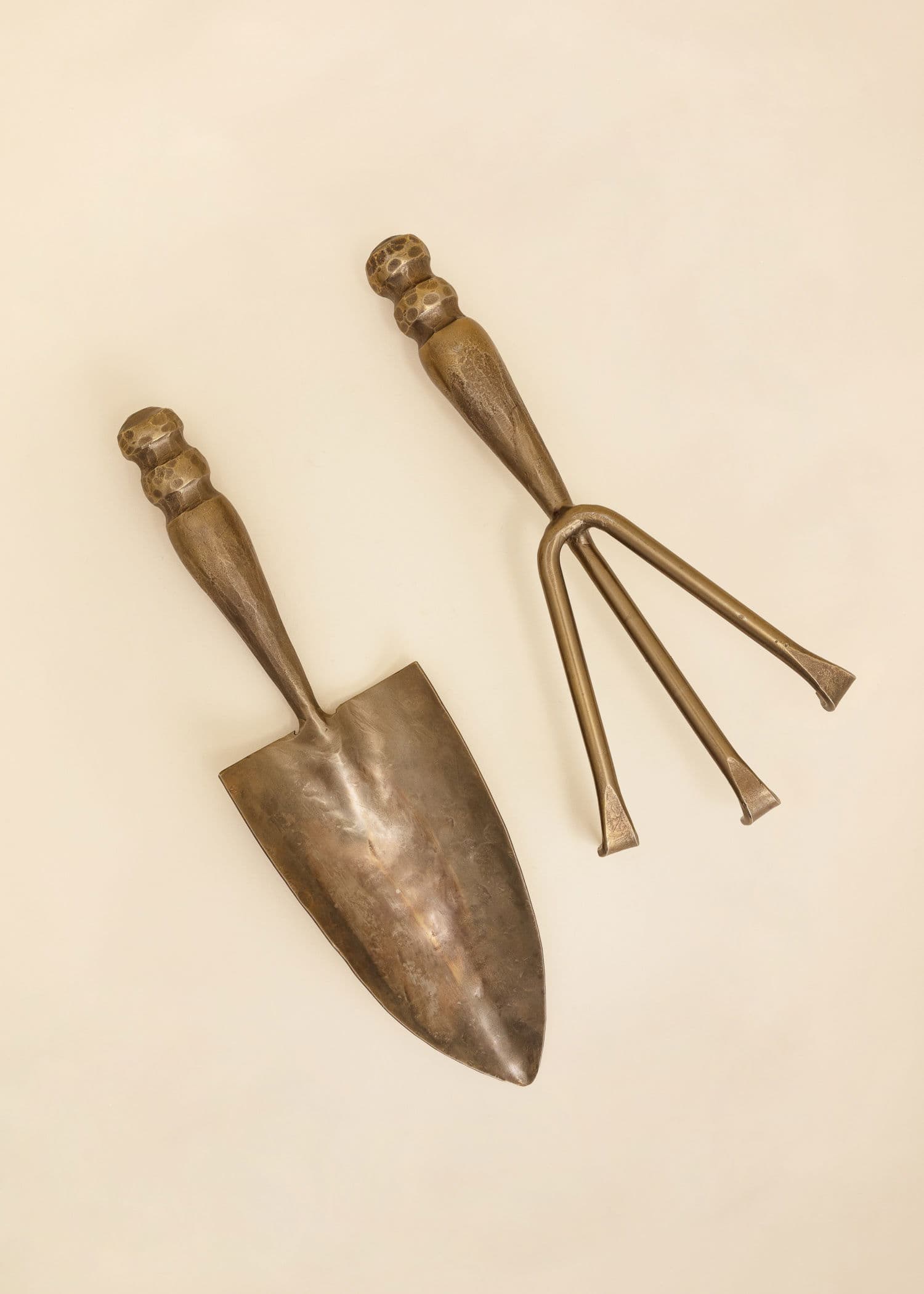 GARDENING Hagespade med messingfinish - Gull 3 - Indiska