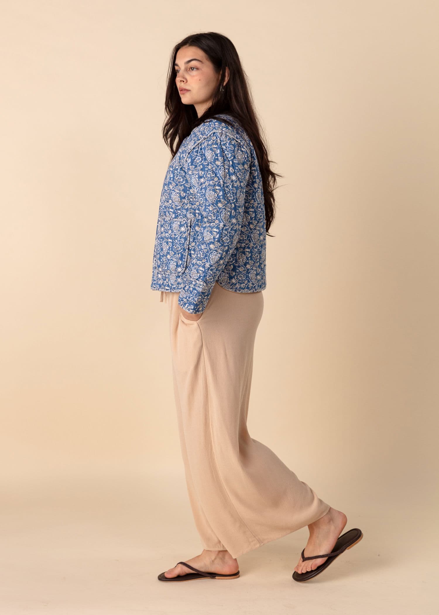 ELSIE Leveät nilkkapituiset housut - Beige 4 - Indiska