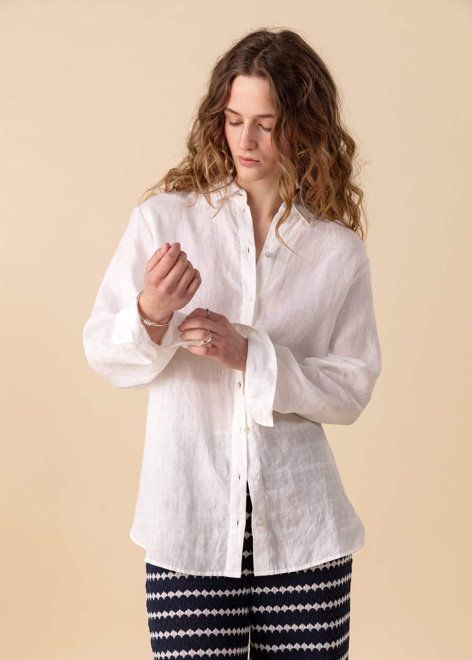 DIANA Vit linneskjorta - Vit 2 - Indiska