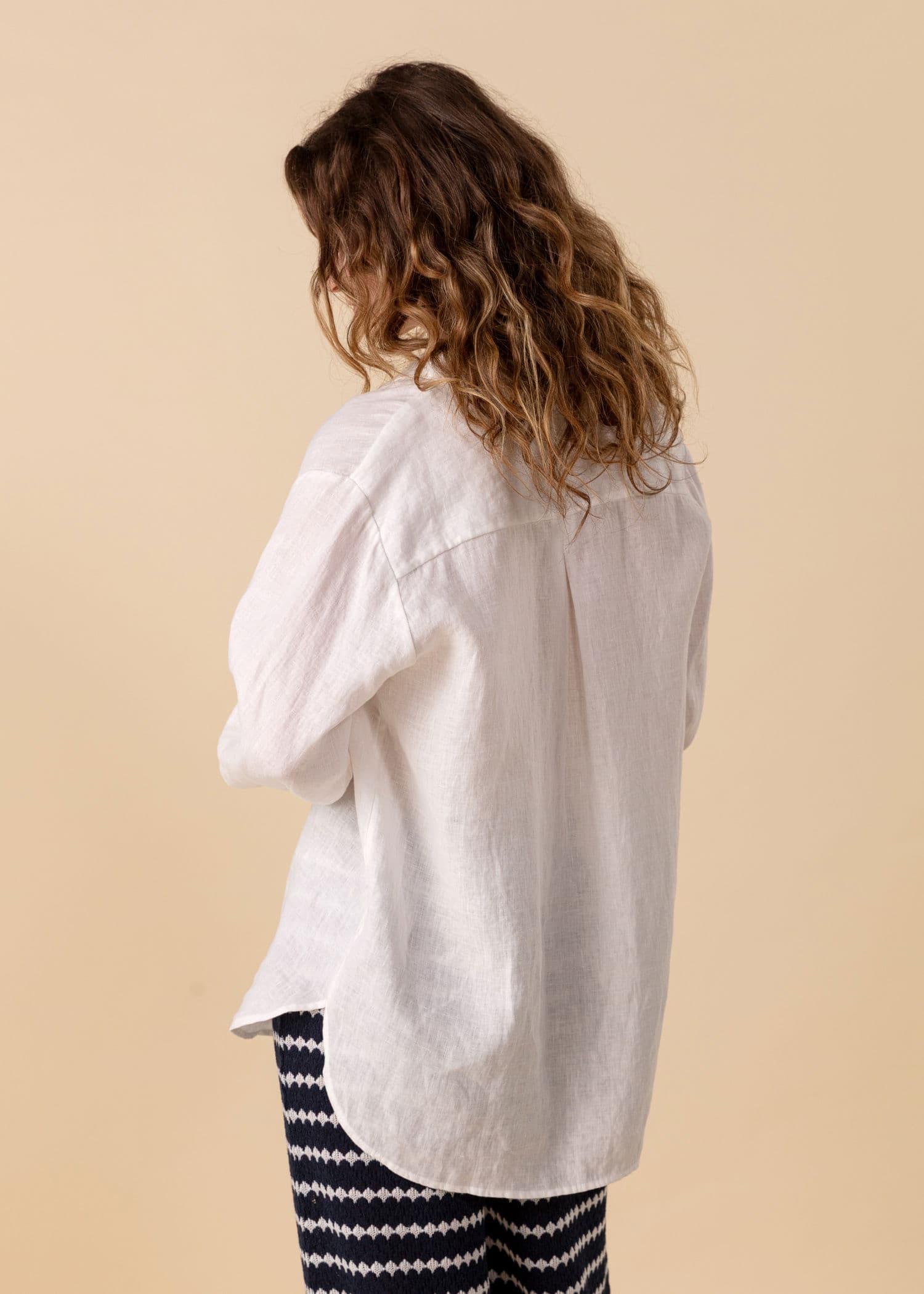 DIANA Vit linneskjorta - Vit 3 - Indiska