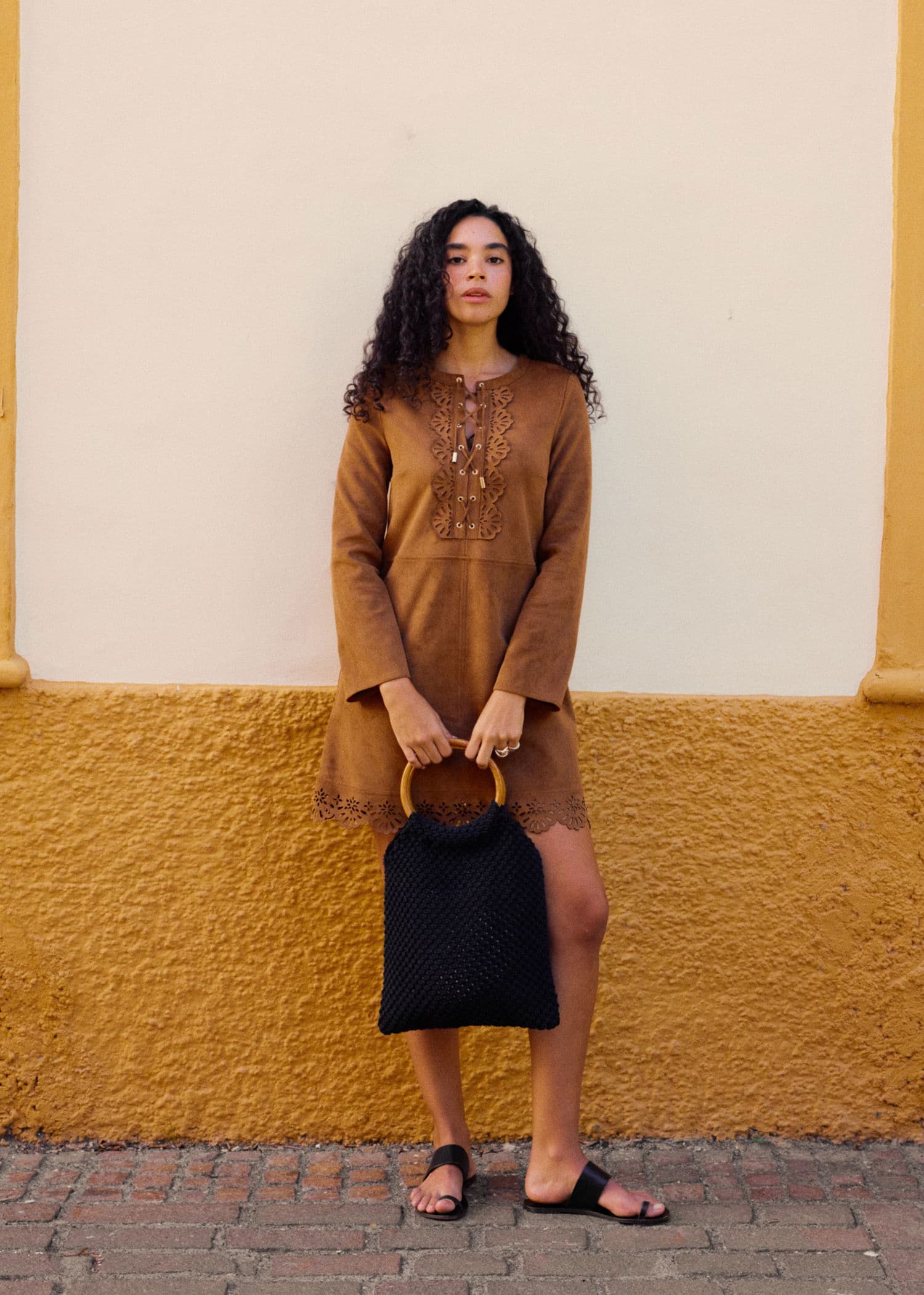 NENA Brun klänning i mockaimitation - Brun 2 - Indiska