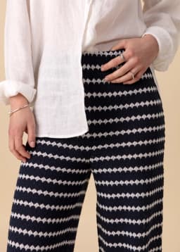 LYNN KNITTED PANT - NAVY