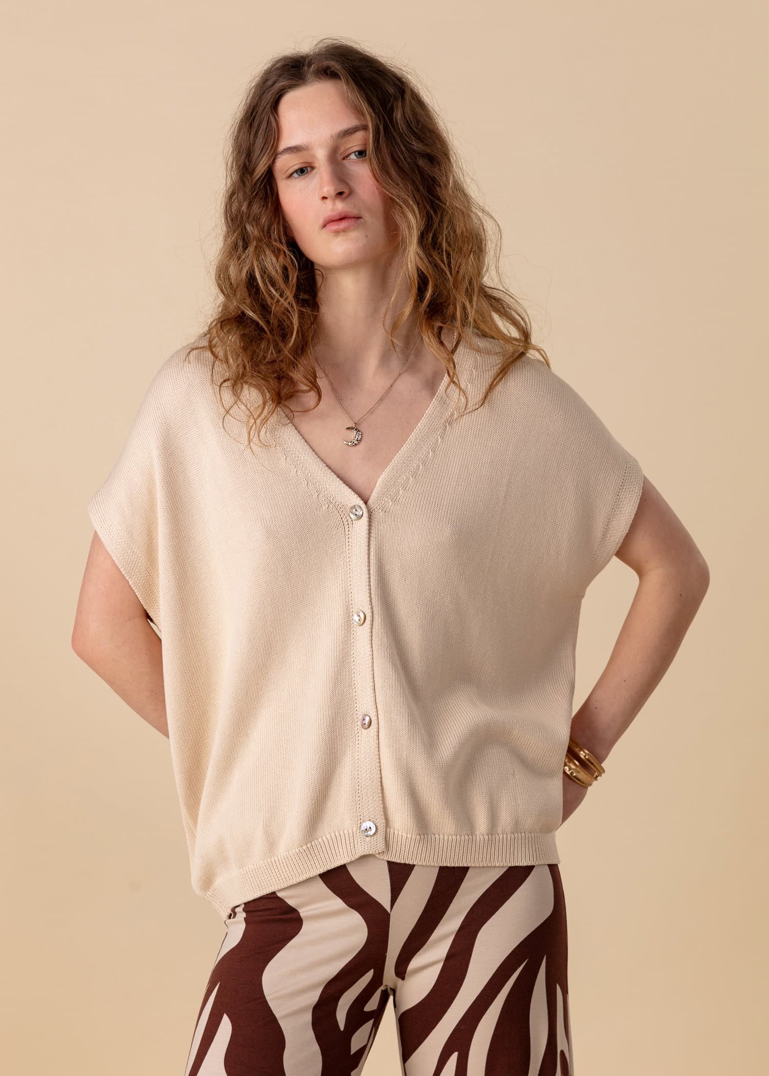 NEFERITI Cardigan med korte ermer - Beige 1 - Indiska