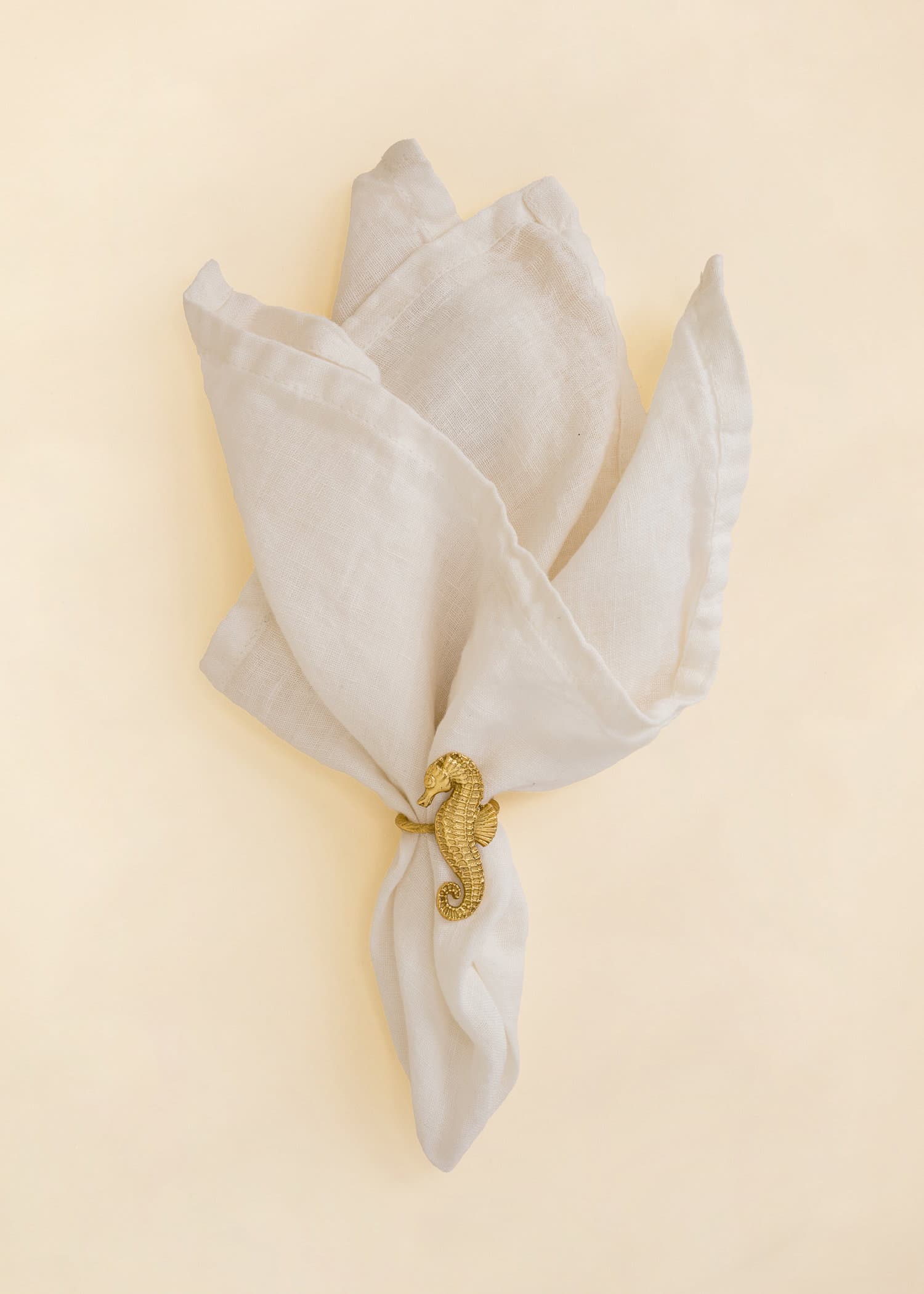 SEAHORSE Dekorativ serviettring - Gull 2 - Indiska