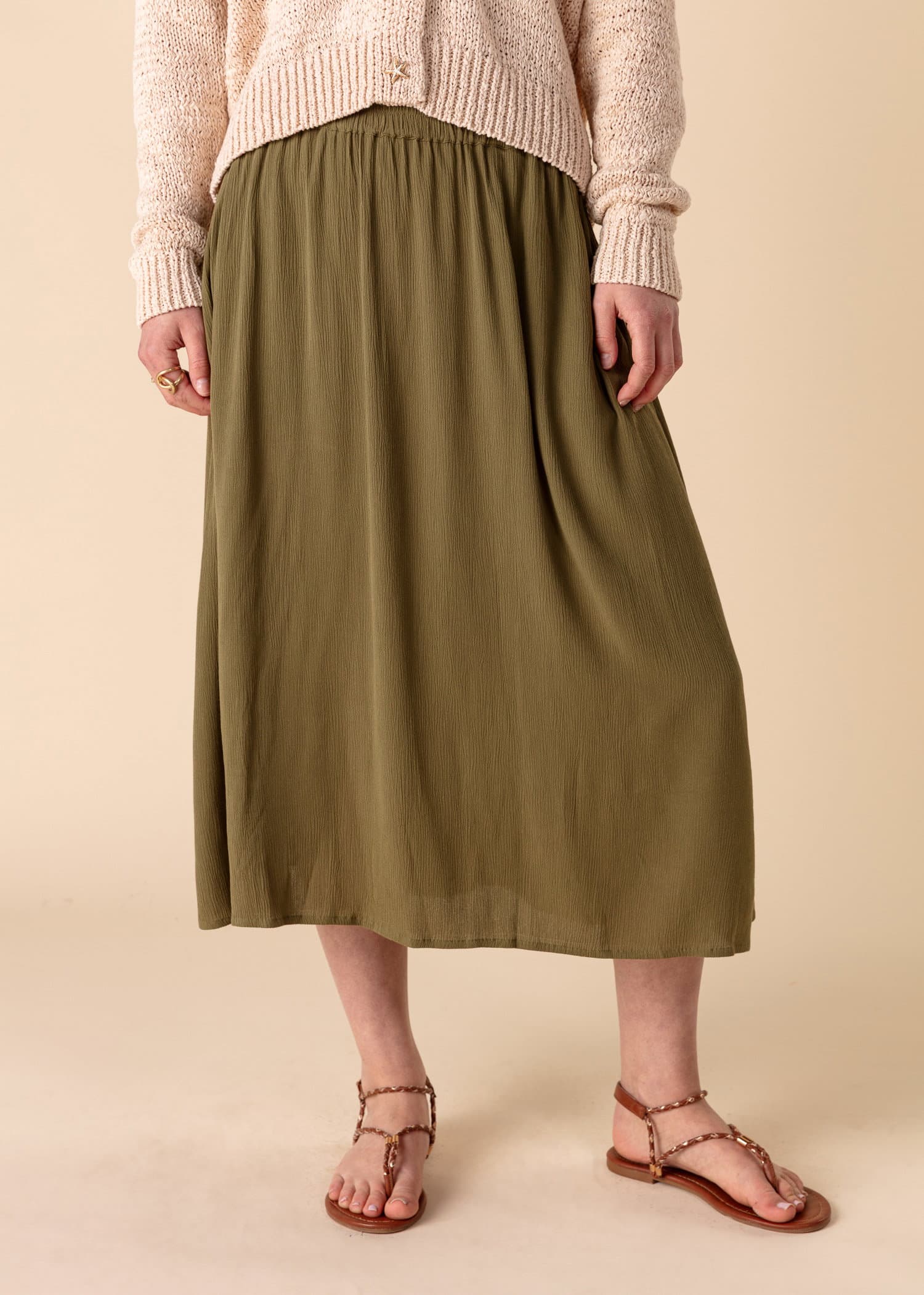 SIBEL Khakifärgad krinklad kjol - Grön 5 - Indiska