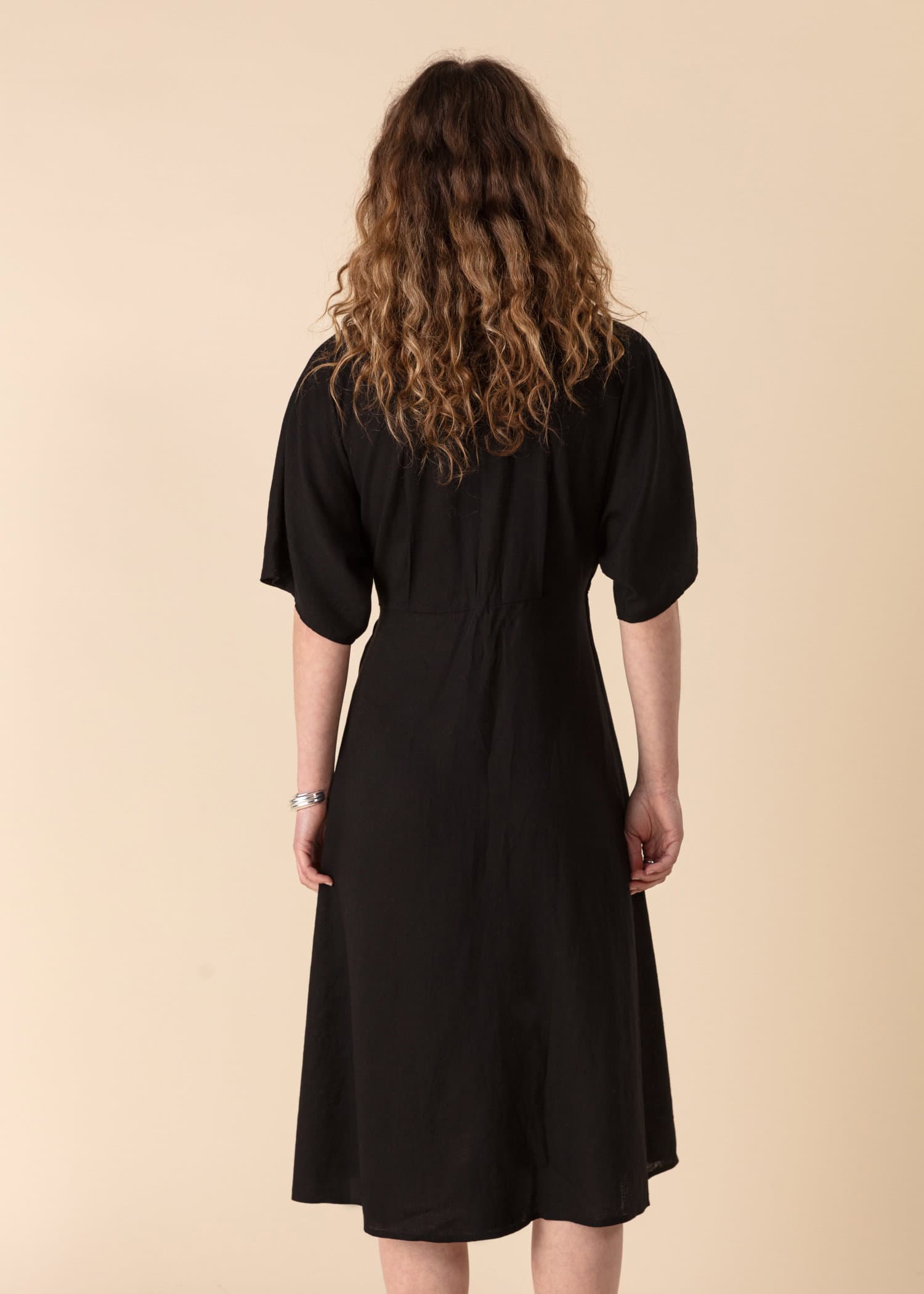 AYLA Svart klänning i linmix - Svart 4 - Indiska