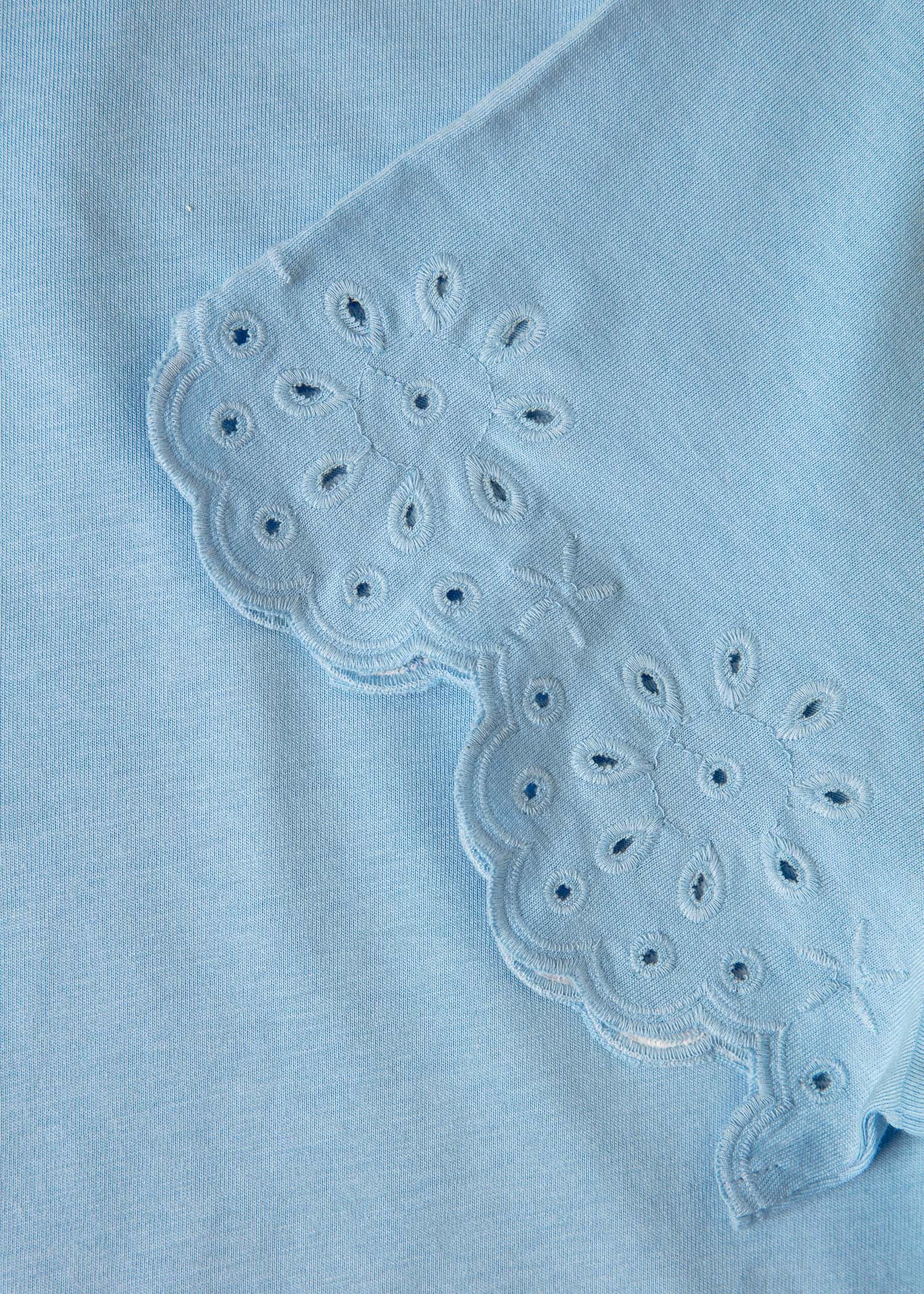 EPPLE Ljusblå t-shirt med vågig ärm  - Blå 2 - Indiska